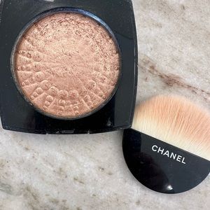 Chanel perles de Lumiere highlighter LE